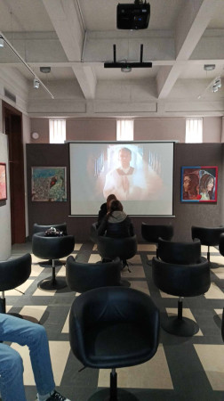 Nasi uczniowie w Centrum św. Jana Pawła II w Krakowie podczas warsztatów ‘Misja Pokoju’, zdjęcie 2 z 4